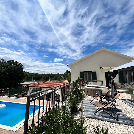 Holiday Home Calma 이모츠키 외부 사진