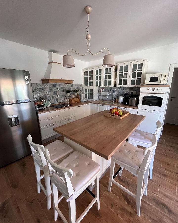 Holiday Home Calma 이모츠키 외부 사진