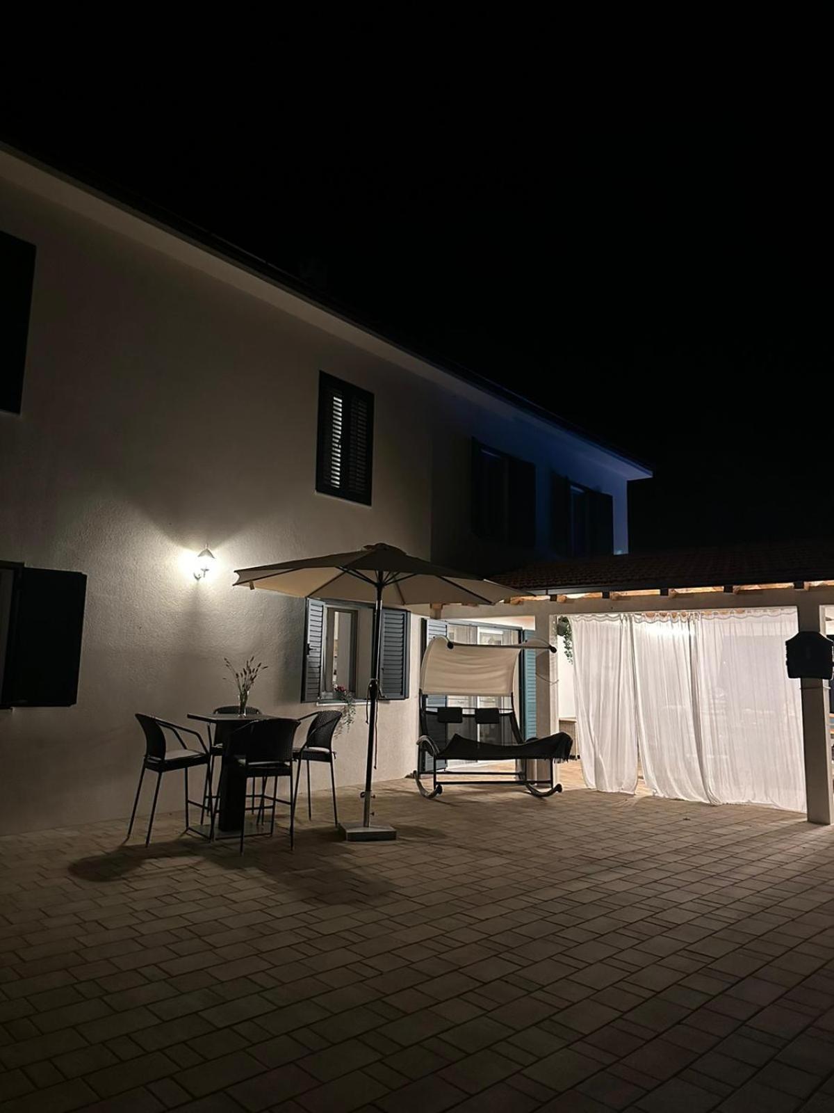 Holiday Home Calma 이모츠키 외부 사진